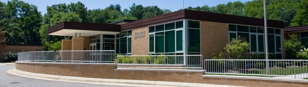 front entrance of Thornapple Elementary School