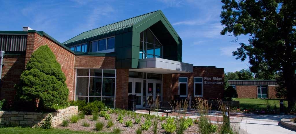 Front entrance of Pine Ridge Elementary